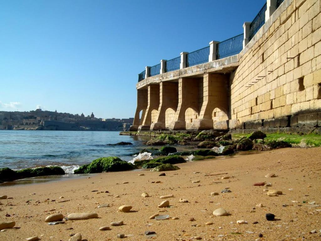 Kalkara Cosy 2 Bedroom Maisonette Экстерьер фото