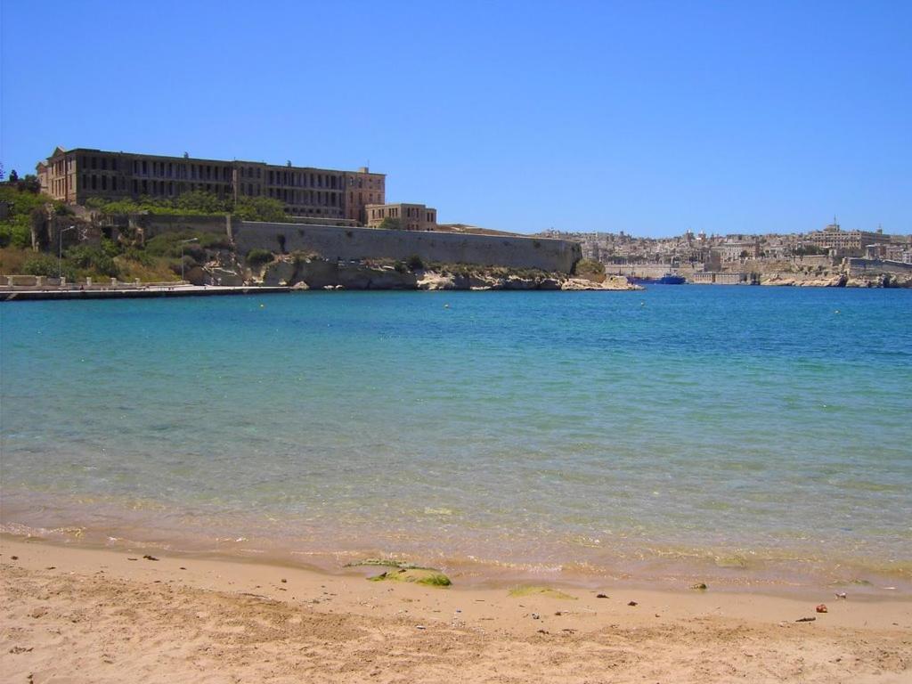 Kalkara Cosy 2 Bedroom Maisonette Экстерьер фото